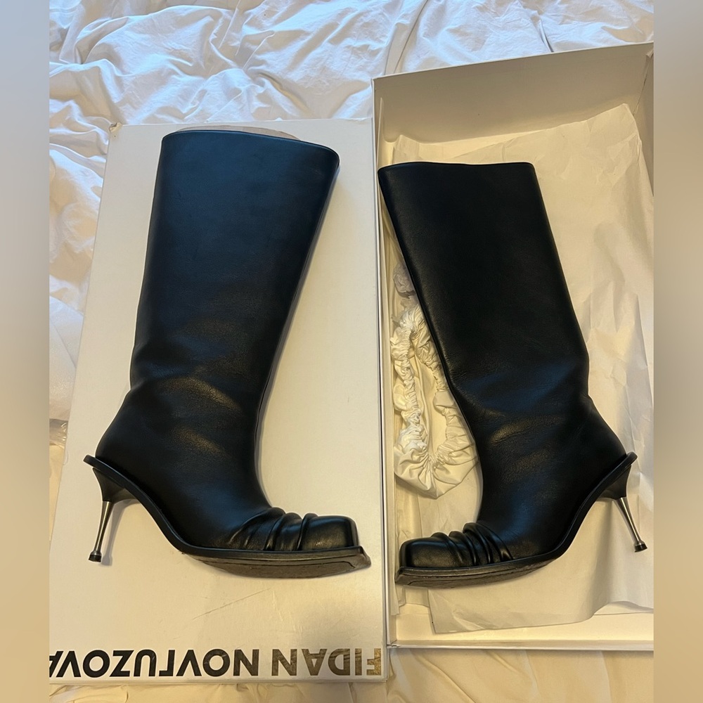 Fidan novruzova boots